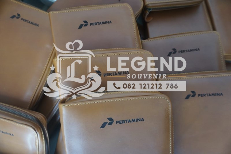 jual souvenir binder kulit di bekasi