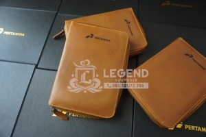 Contoh Cover Agenda Kulit untuk souvenir perusahaan