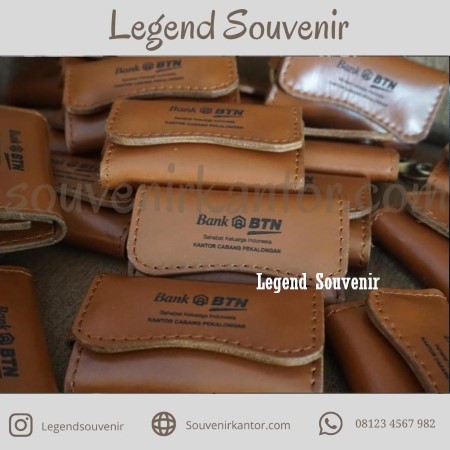 Gift Set Dompet Gantungan Kunci Kulit