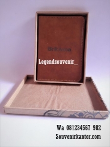 jasa souvenir block note kulit di solo