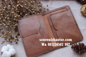 jual souvenir kantor solo passpord holder kulit
