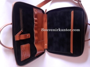 Tas kerja Hadiah Tahun Baru Untuk Karyawan Kantor Yang Berkesan